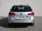 Volkswagen Passat - fotka číslo 4