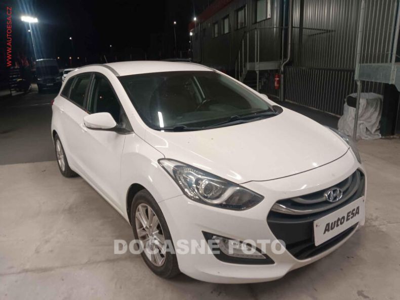 Hyundai i30 - hlavní fotka inzerátu