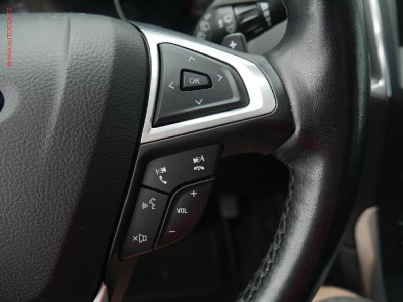 Ford S-MAX - hlavní fotka