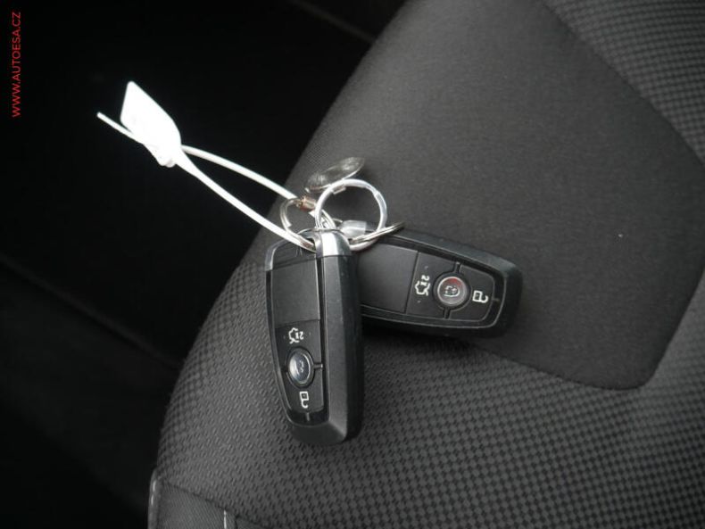 Ford S-MAX - hlavní fotka