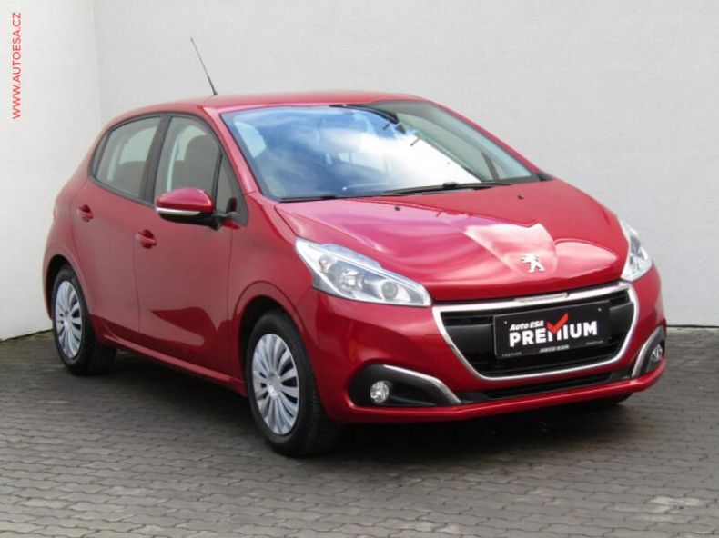 Peugeot 208 - hlavní foto