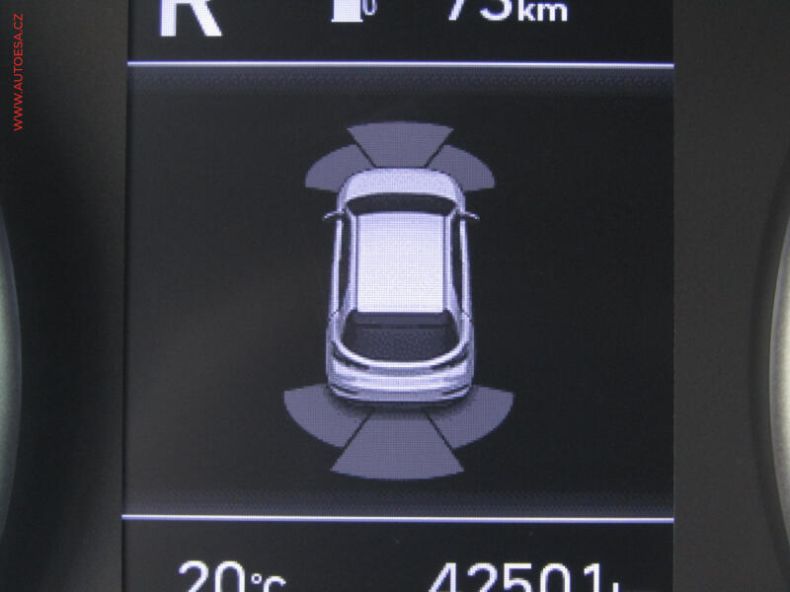 Hyundai i30 - hlavní fotka