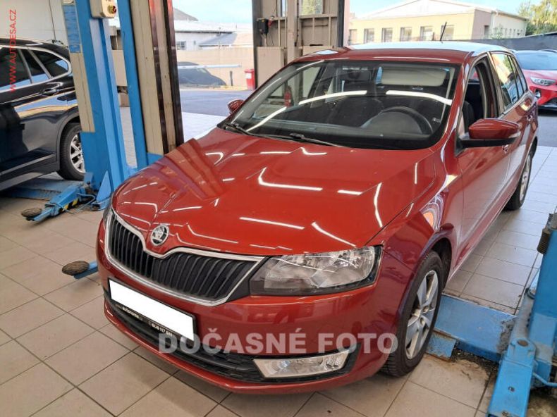 Škoda Rapid - hlavní foto