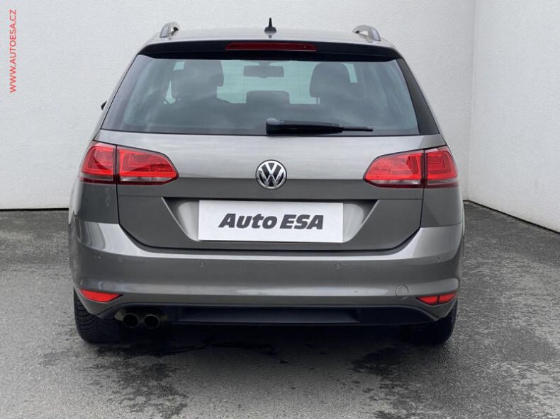 Volkswagen Golf - hlavní fotka