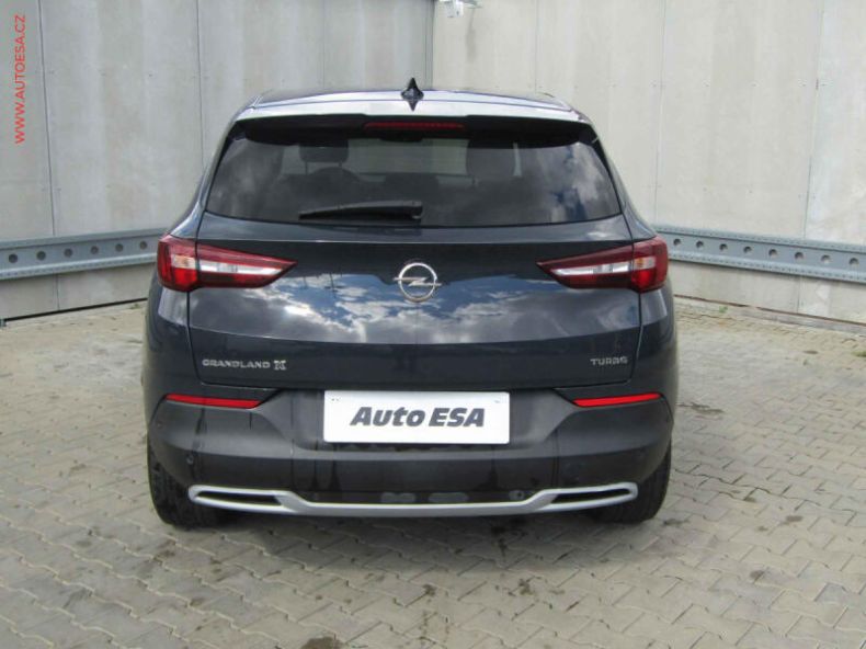 Opel Grandland X - hlavní fotka