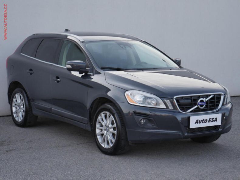 Volvo XC60 - hlavní foto