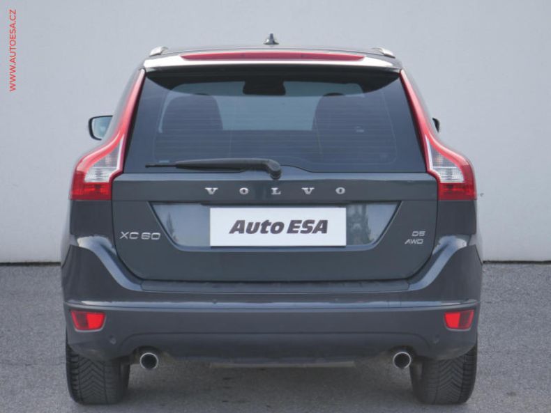 Volvo XC60 - hlavní fotka