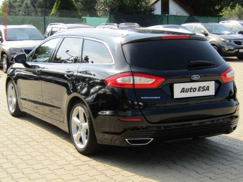 Ford Mondeo - hlavní fotka