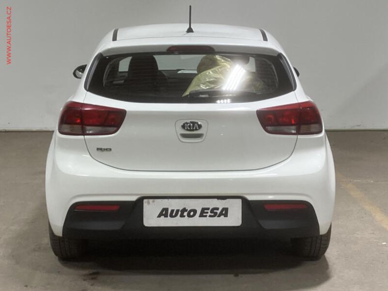 Kia Rio - hlavní fotka