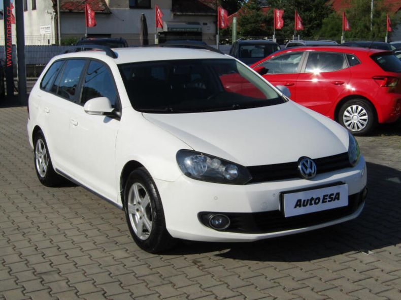 Volkswagen Golf - hlavní foto