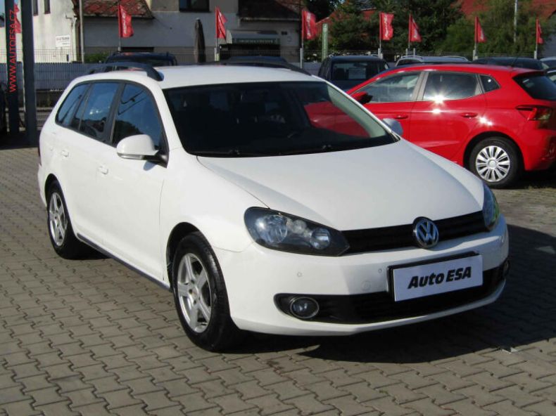 Volkswagen Golf - hlavní foto