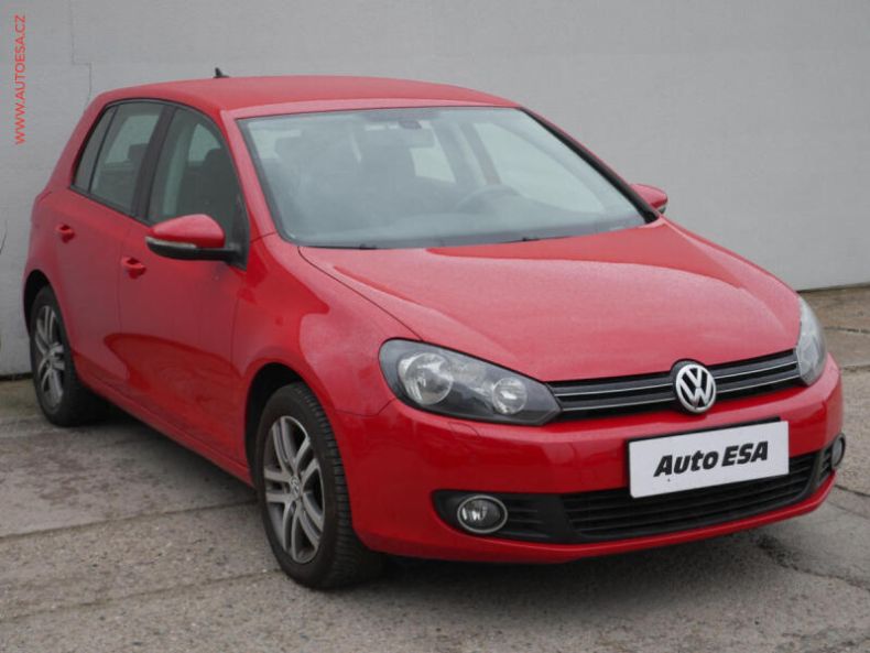 Volkswagen Golf - hlavní foto