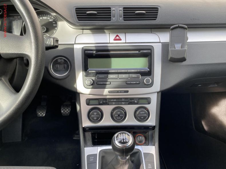 Volkswagen Passat - hlavní fotka