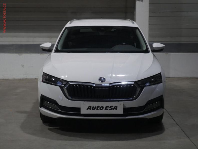 Škoda Octavia - hlavní fotka