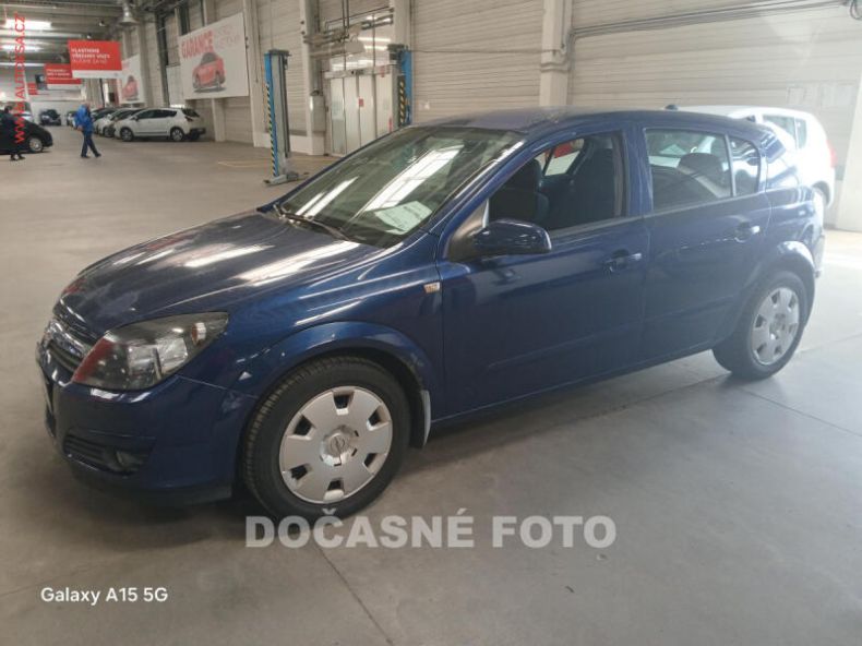Opel Astra - hlavní fotka inzerátu