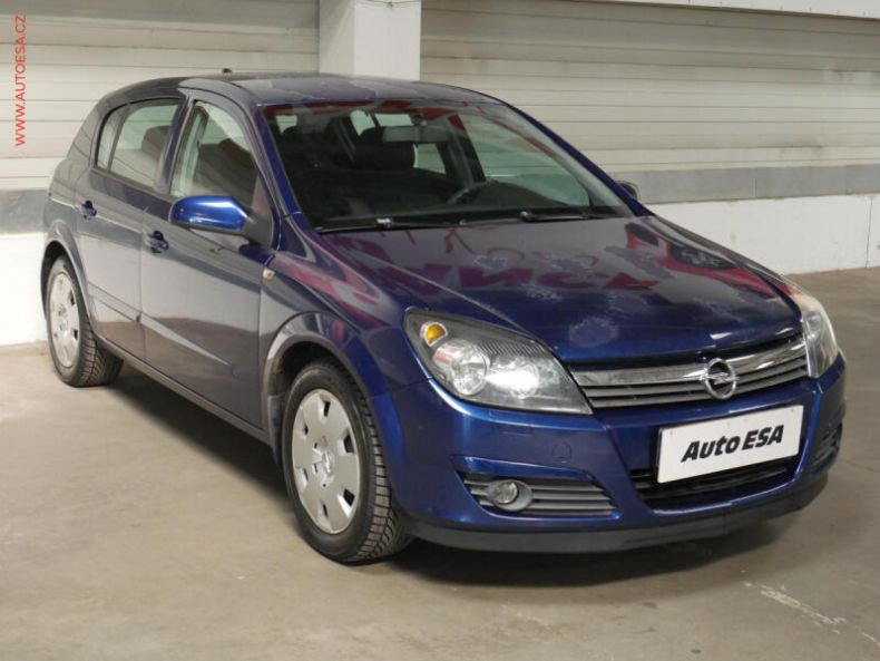 Opel Astra - hlavní fotka inzerátu