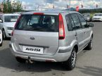 Ford Fusion - fotka číslo 3