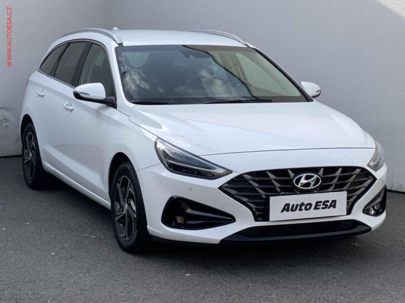 Hyundai i30 - hlavní foto