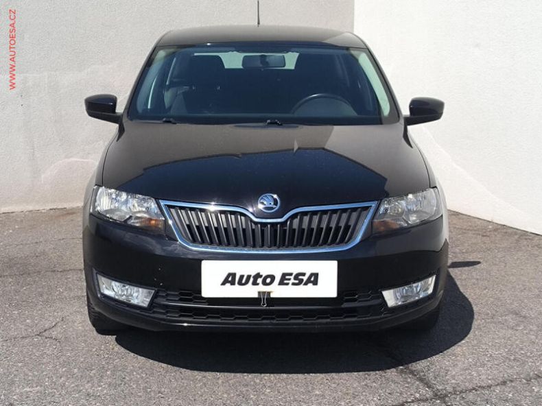 Škoda Rapid - hlavní fotka