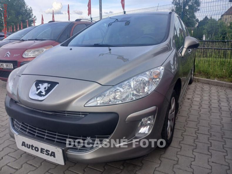 Peugeot 308 - hlavní foto