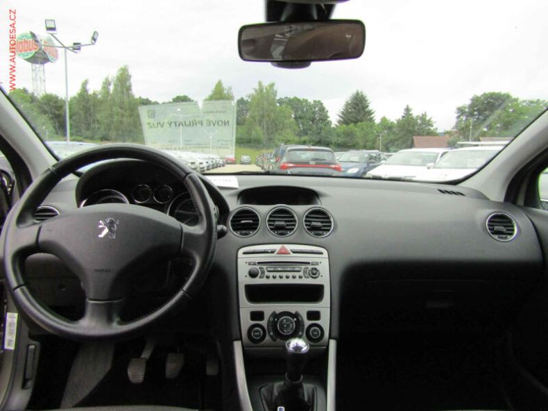 Peugeot 308 - hlavní fotka