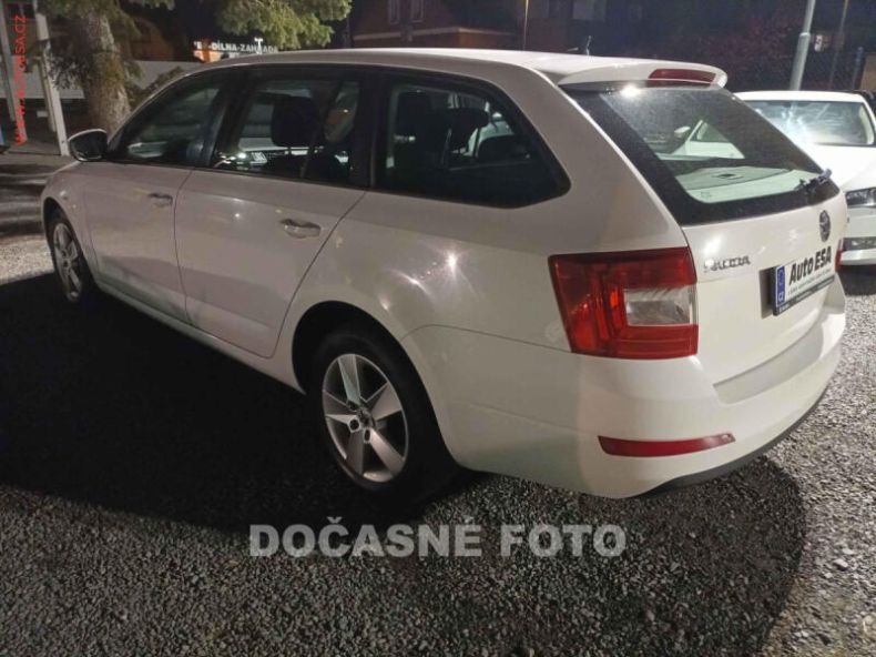 Škoda Octavia - hlavní fotka