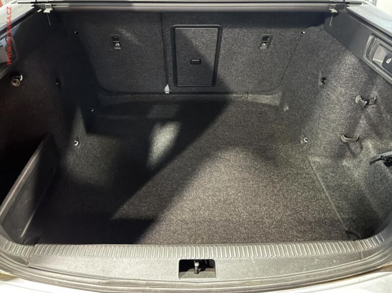 Škoda Octavia - hlavní fotka