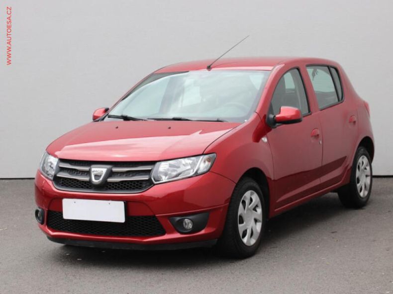 Dacia Sandero - hlavní fotka