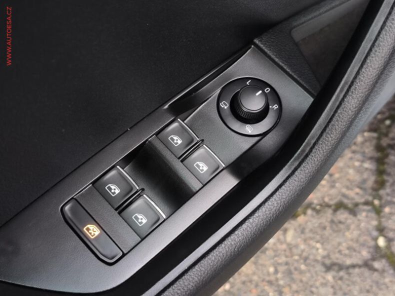 Škoda Superb - hlavní fotka