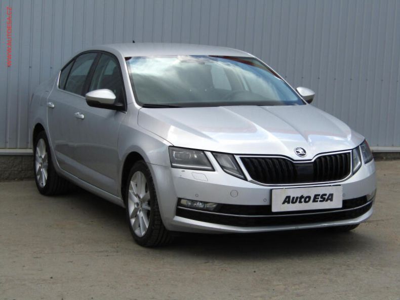 Škoda Octavia - hlavní foto