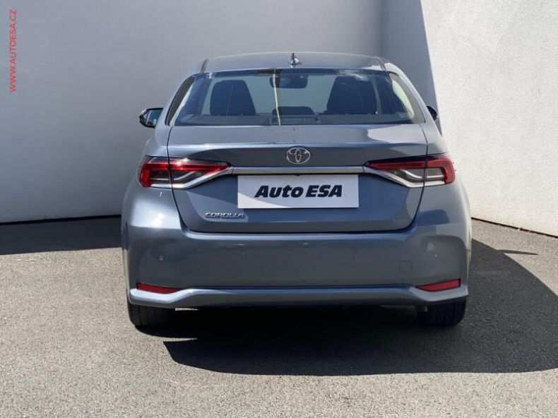 Toyota Corolla - hlavní fotka