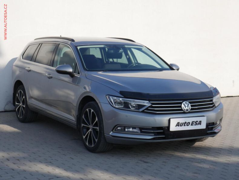 Volkswagen Passat - hlavní fotka inzerátu