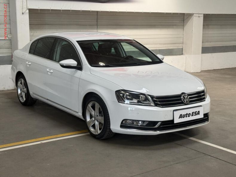 Volkswagen Passat - hlavní fotka inzerátu