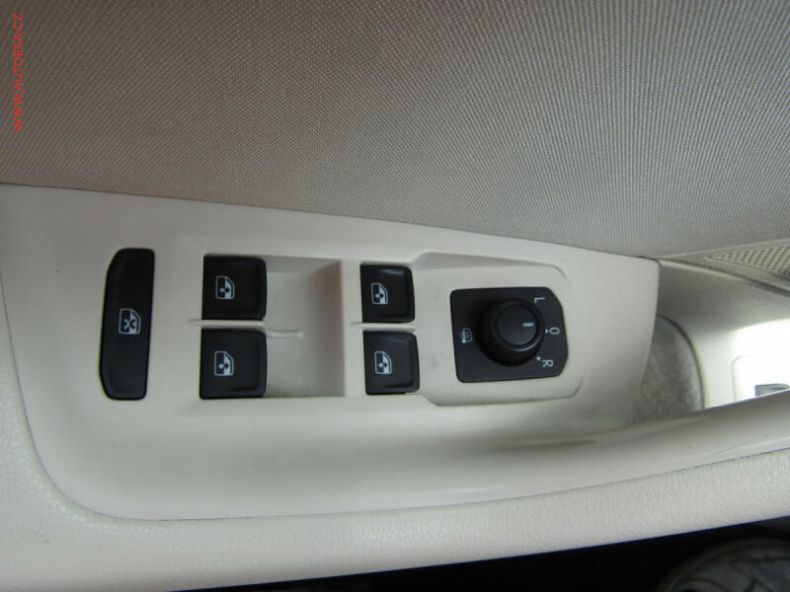 Volkswagen Passat - hlavní fotka