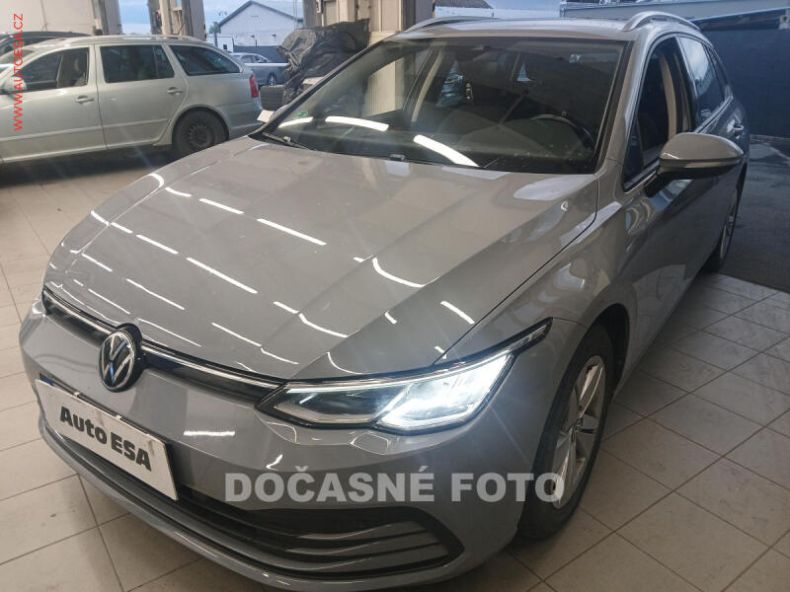 Volkswagen Golf - hlavní foto
