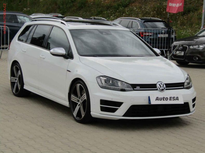 Volkswagen Golf - hlavní fotka inzerátu