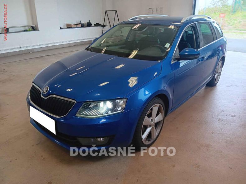 Škoda Octavia - hlavní fotka