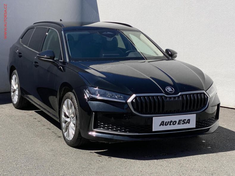 Škoda Superb - hlavní fotka