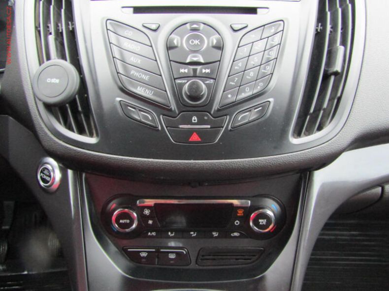 Ford Kuga - hlavní fotka