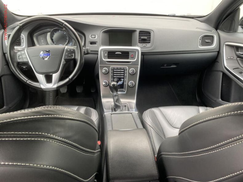 Volvo S60 - hlavní fotka