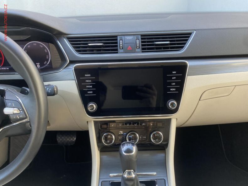 Škoda Superb - hlavní fotka