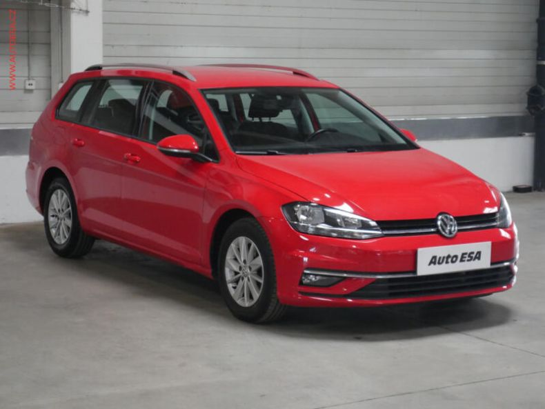 Volkswagen Golf - hlavní foto