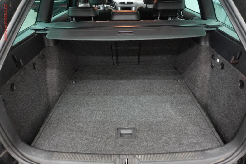 Škoda Octavia - hlavní fotka