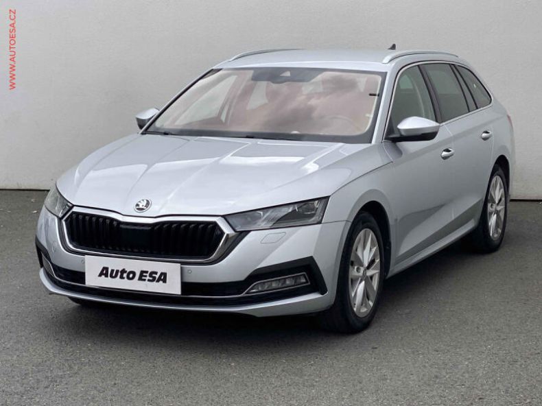 Škoda Octavia - hlavní fotka