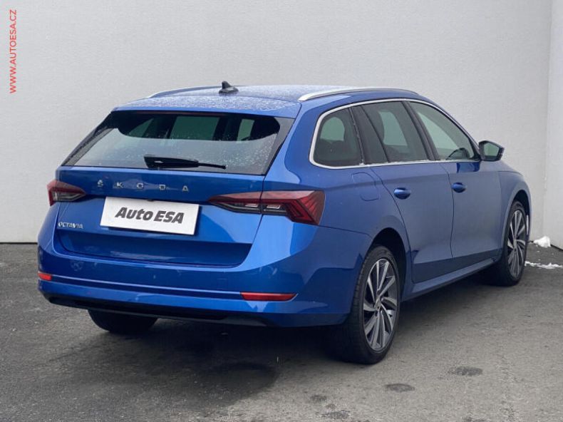 Škoda Octavia - hlavní fotka