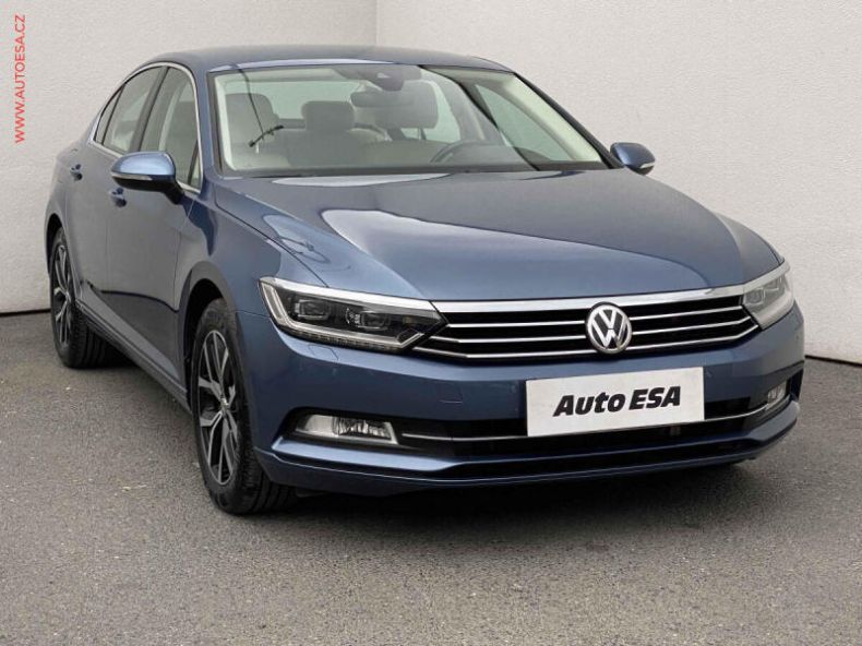 Volkswagen Passat - hlavní foto