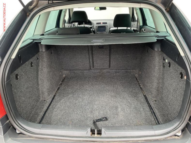 Škoda Octavia - hlavní fotka