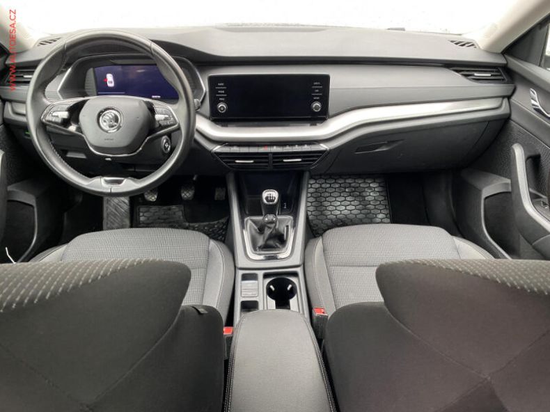 Škoda Octavia - hlavní fotka