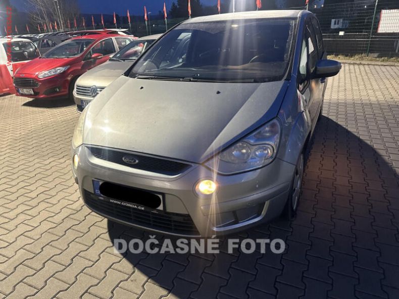 Ford S-MAX - hlavní foto