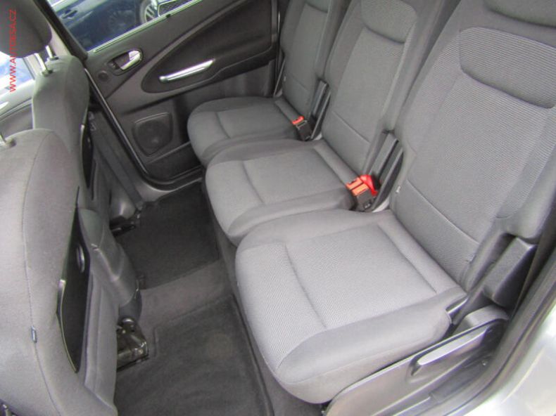 Ford S-MAX - hlavní fotka